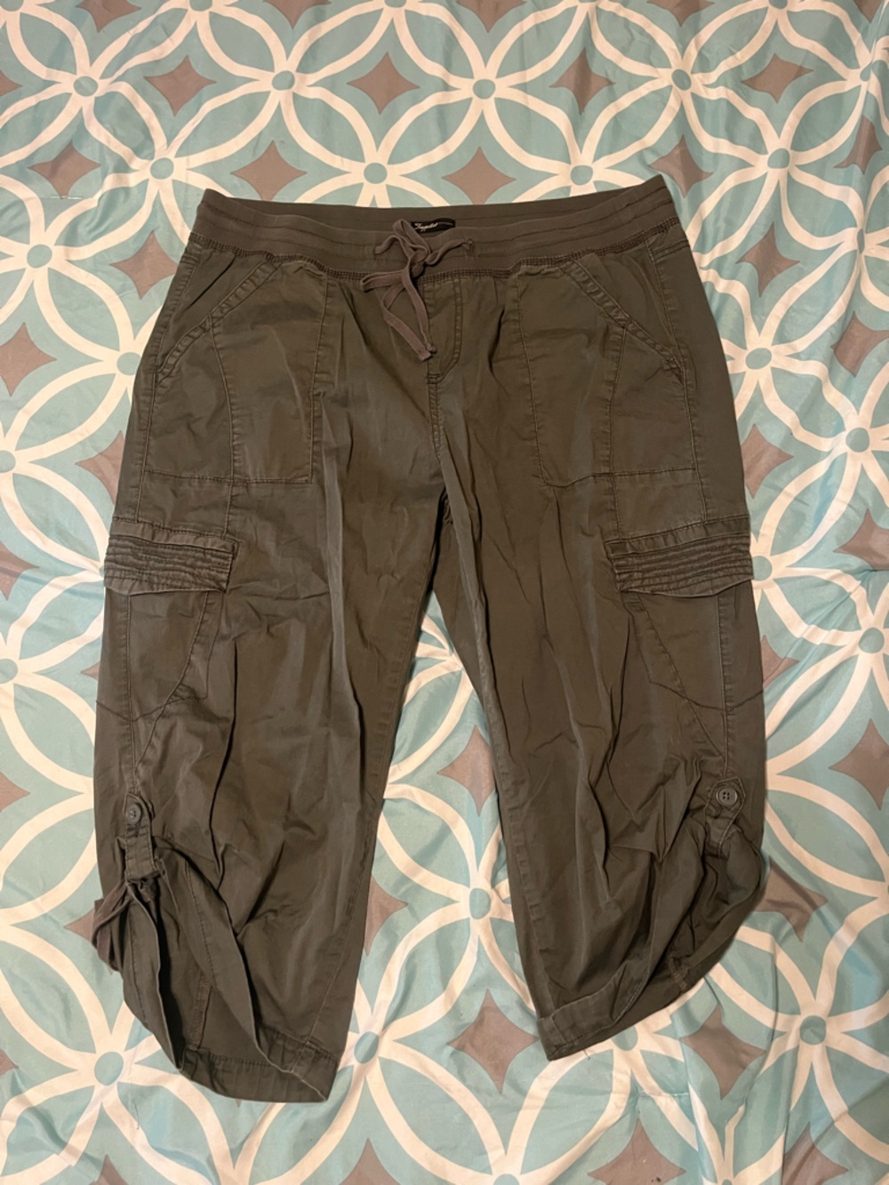 Women's Olive Green Cargo Capris with Drawstring Waist